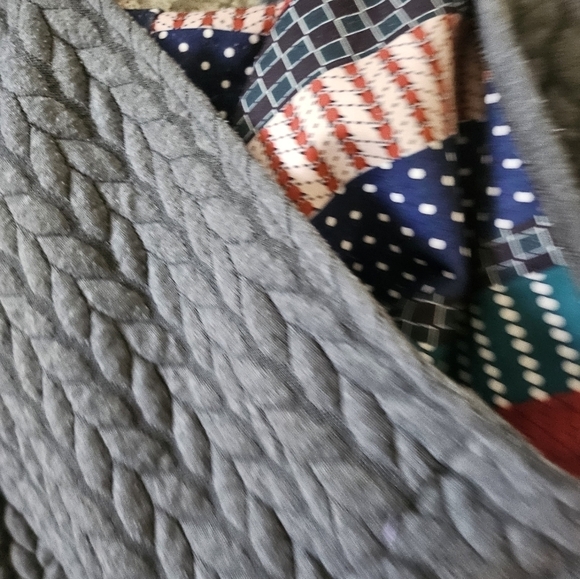 Cellabie Women's Gray cardigan size M - Picture 12 of 13